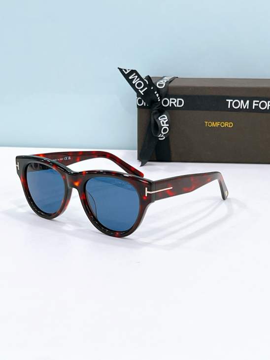 Picture of Tom Ford Sunglasses _SKUfw80537878fw